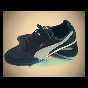 Puma Althletic / Street Shoes Black Women’s 9